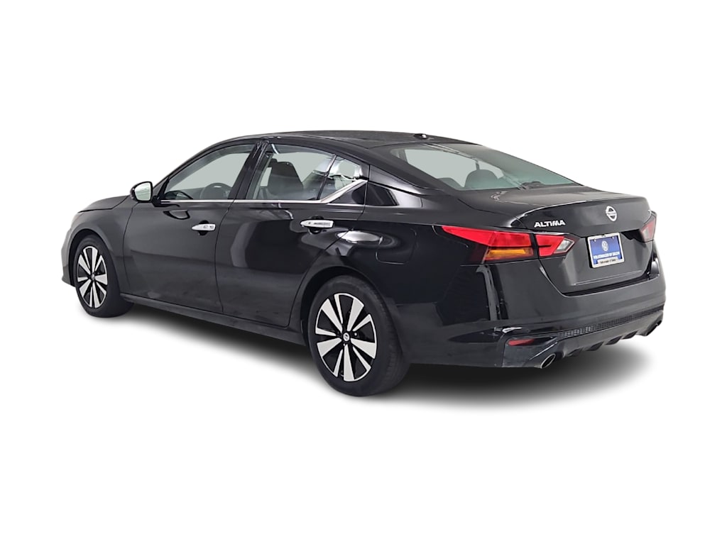 Thumbnail: 2019 Nissan Altima - 4