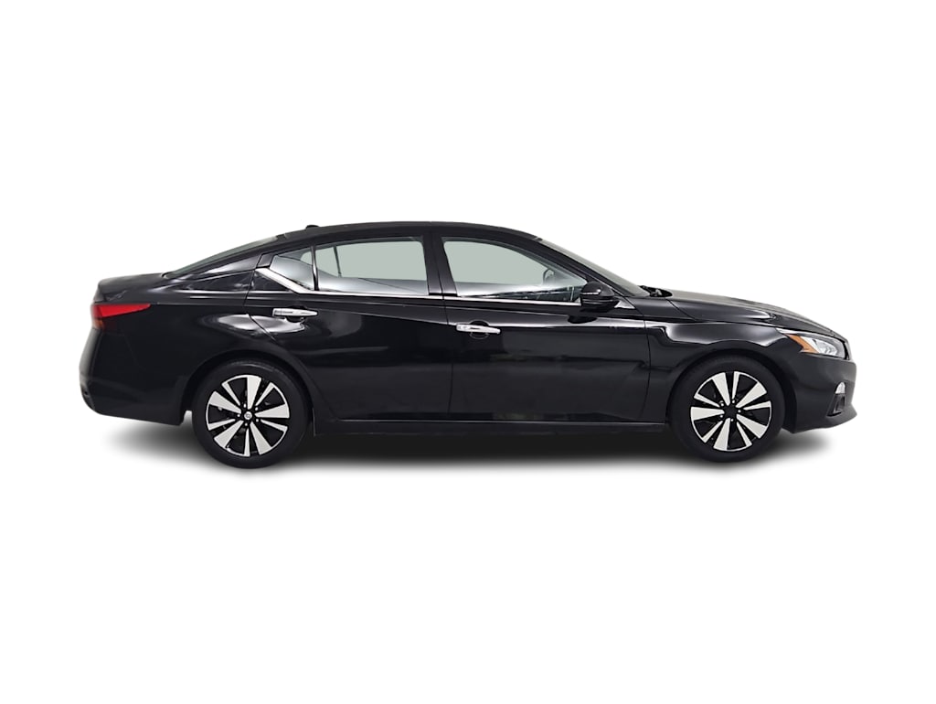 Thumbnail: 2019 Nissan Altima - 21