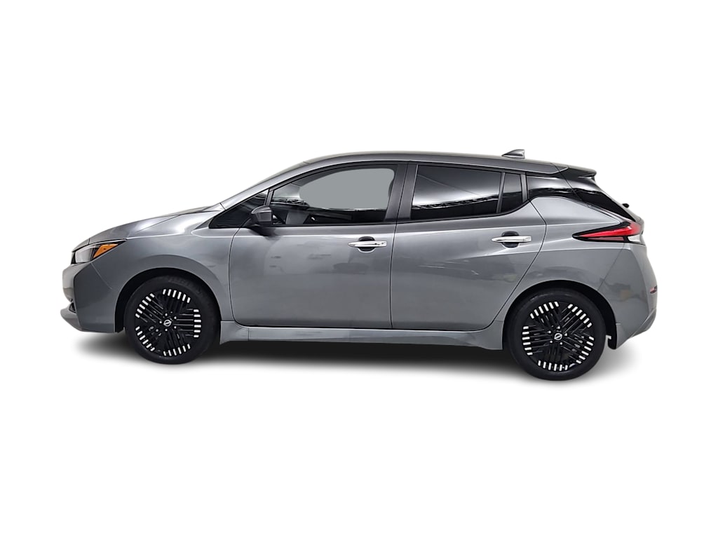 Thumbnail: 2024 Nissan Leaf - 3