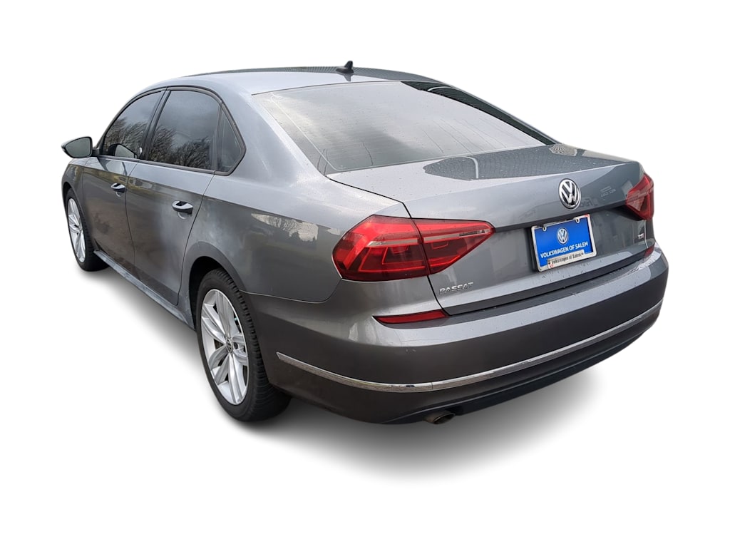 Thumbnail: 2019 Volkswagen Passat - 4