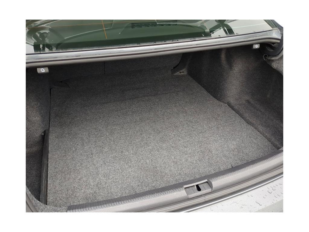 Thumbnail: 2019 Volkswagen Passat - 18