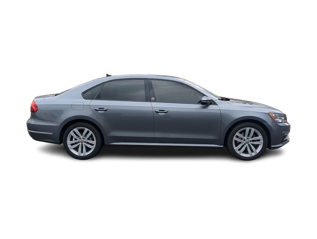 Thumbnail: 2019 Volkswagen Passat - 22