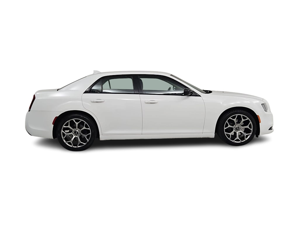 Thumbnail: 2018 Chrysler 300 - 21