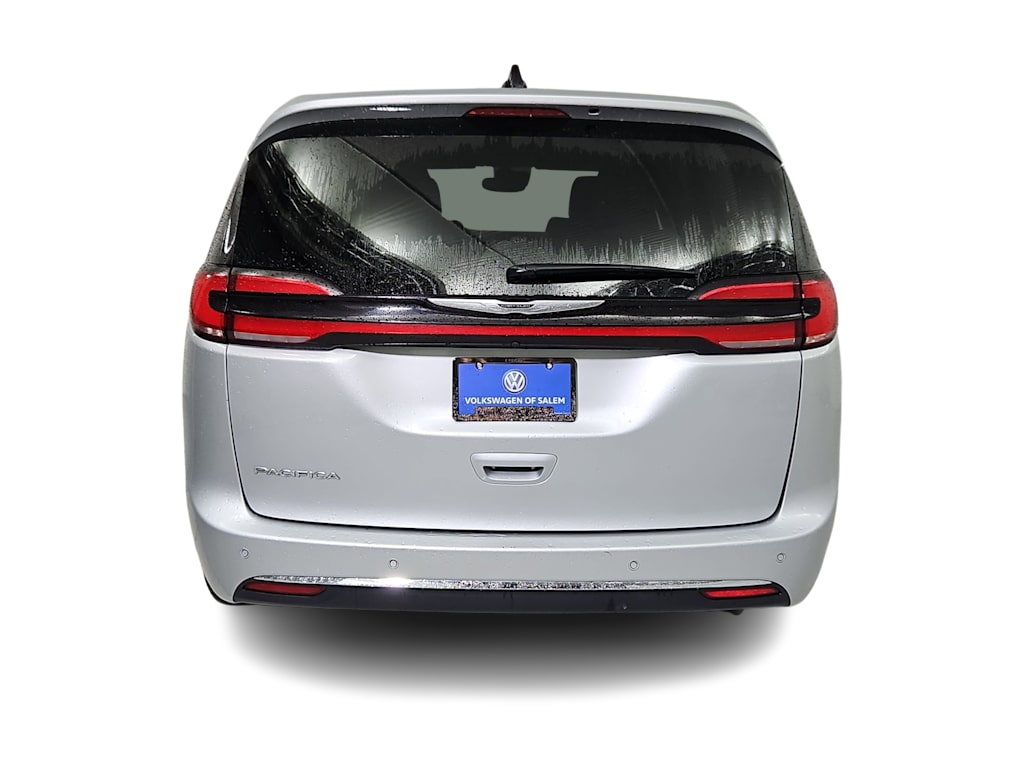 Thumbnail: 2024 Chrysler Pacifica - 5