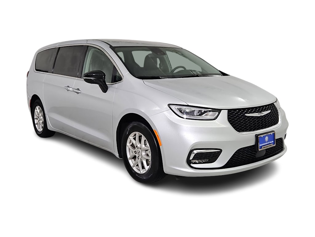 Thumbnail: 2024 Chrysler Pacifica - 21