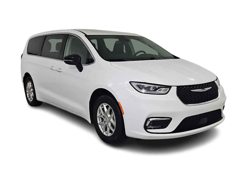 Thumbnail: 2024 Chrysler Pacifica - 22