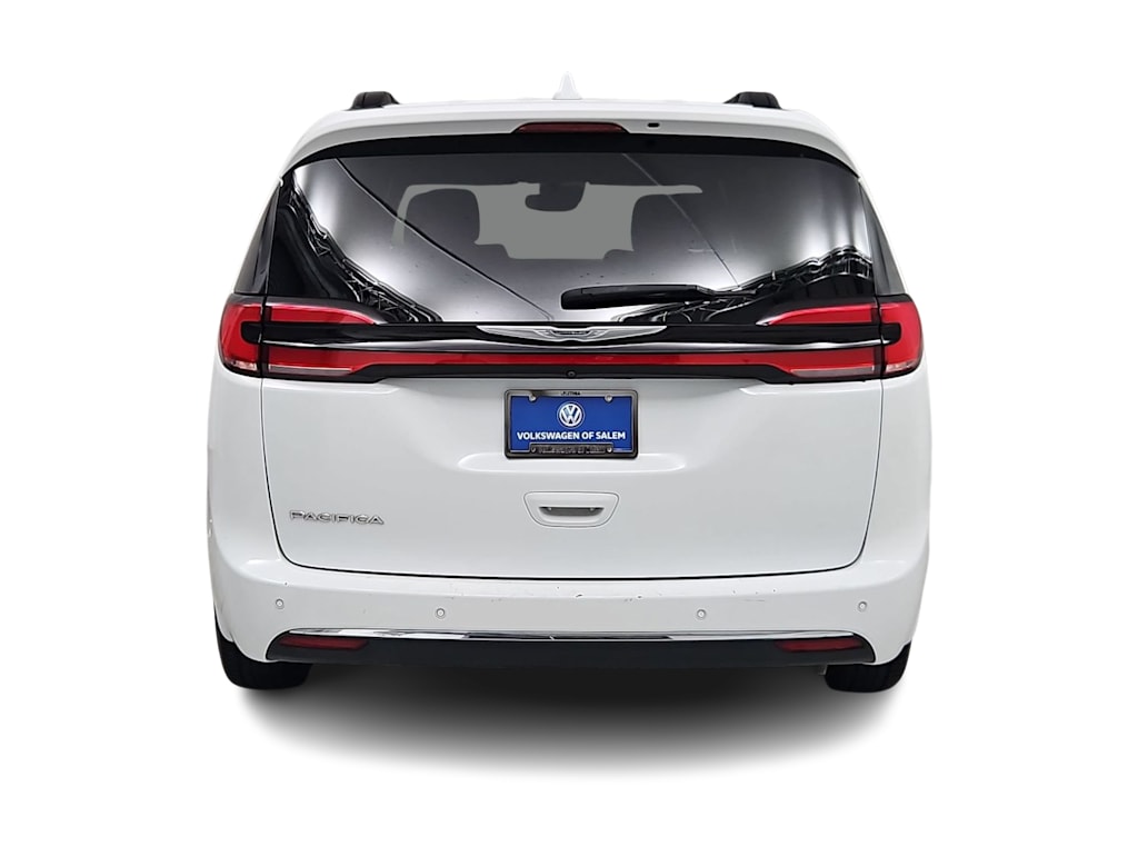 Thumbnail: 2022 Chrysler Pacifica - 5