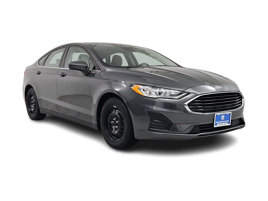 2020 Ford Fusion S 23