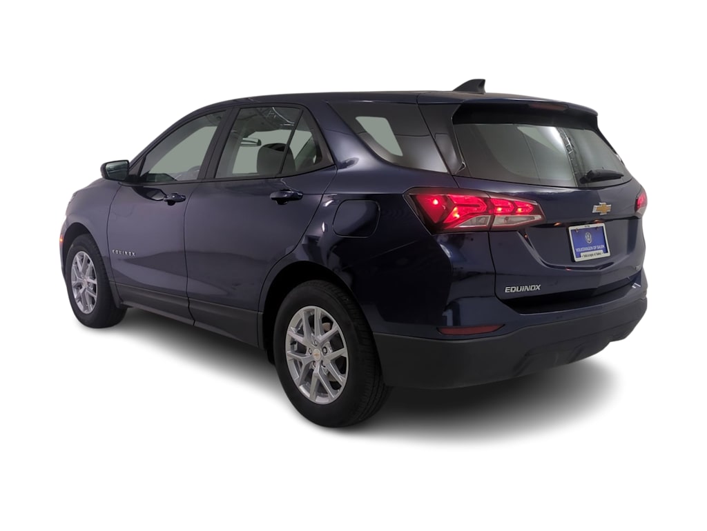 Thumbnail: 2023 Chevrolet Equinox - 4