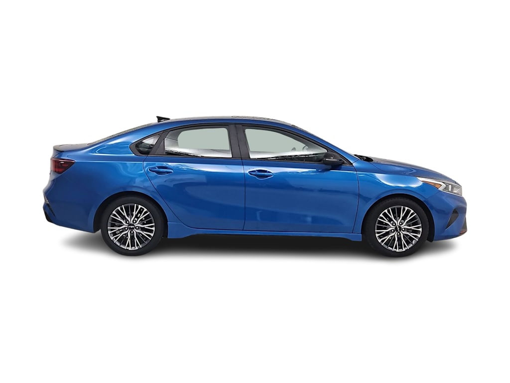 Thumbnail: 2022 Kia Forte - 21
