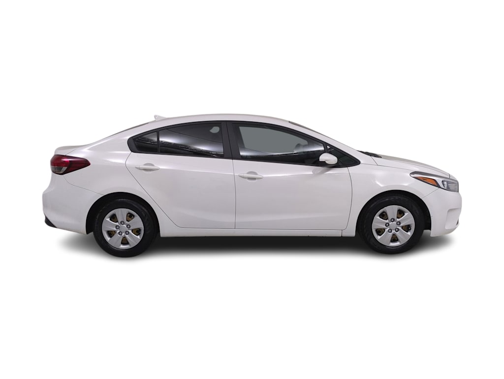 Thumbnail: 2018 Kia Forte - 21