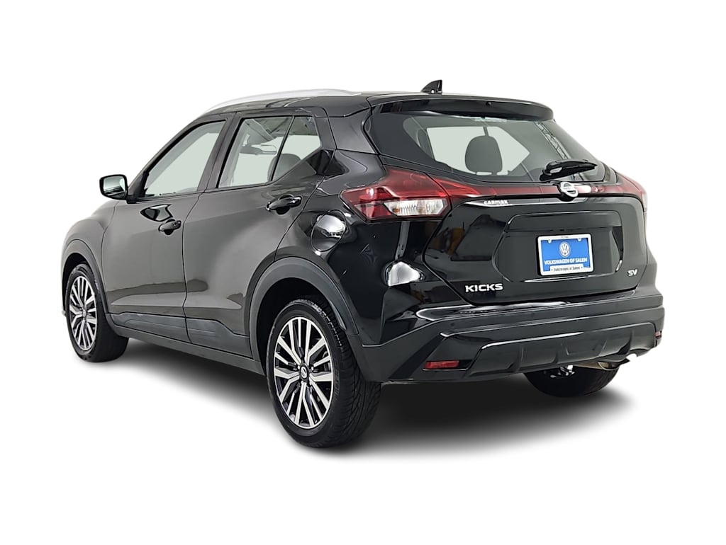 Thumbnail: 2021 Nissan Kicks - 4