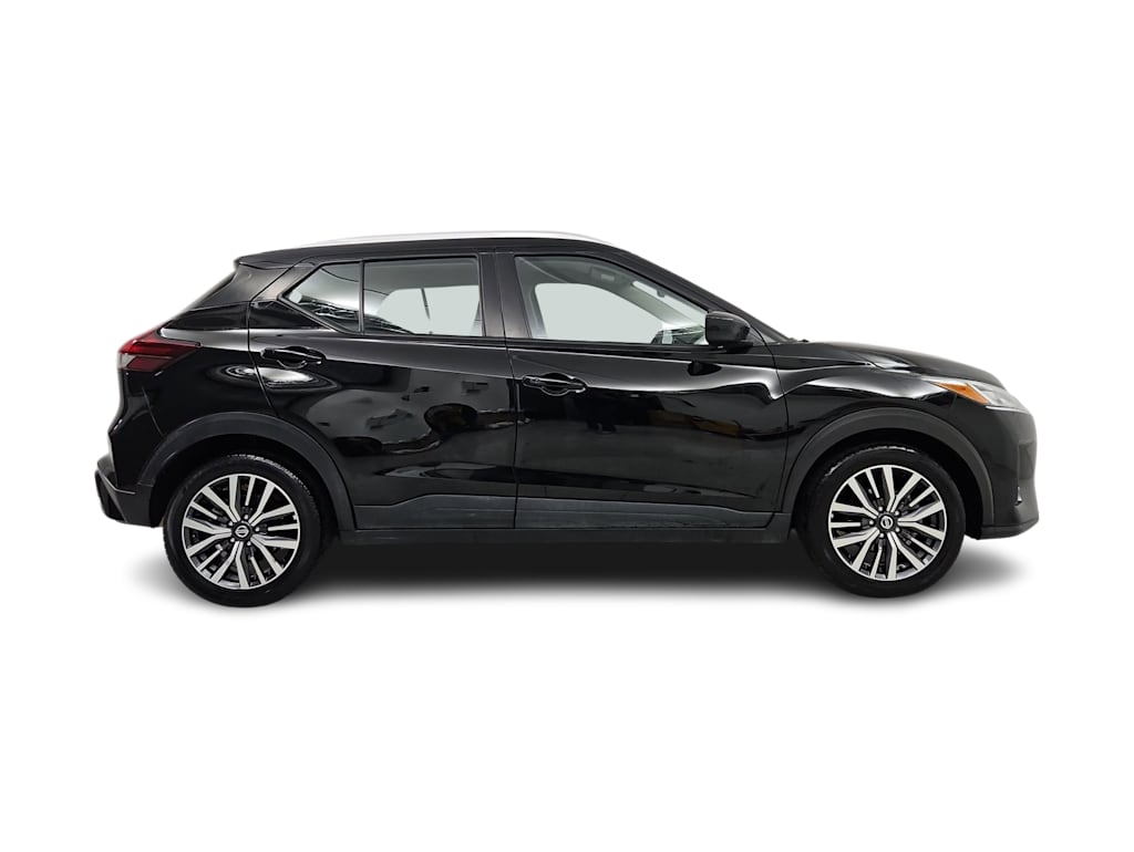 Thumbnail: 2021 Nissan Kicks - 25