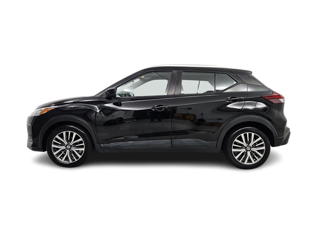 Thumbnail: 2021 Nissan Kicks - 3