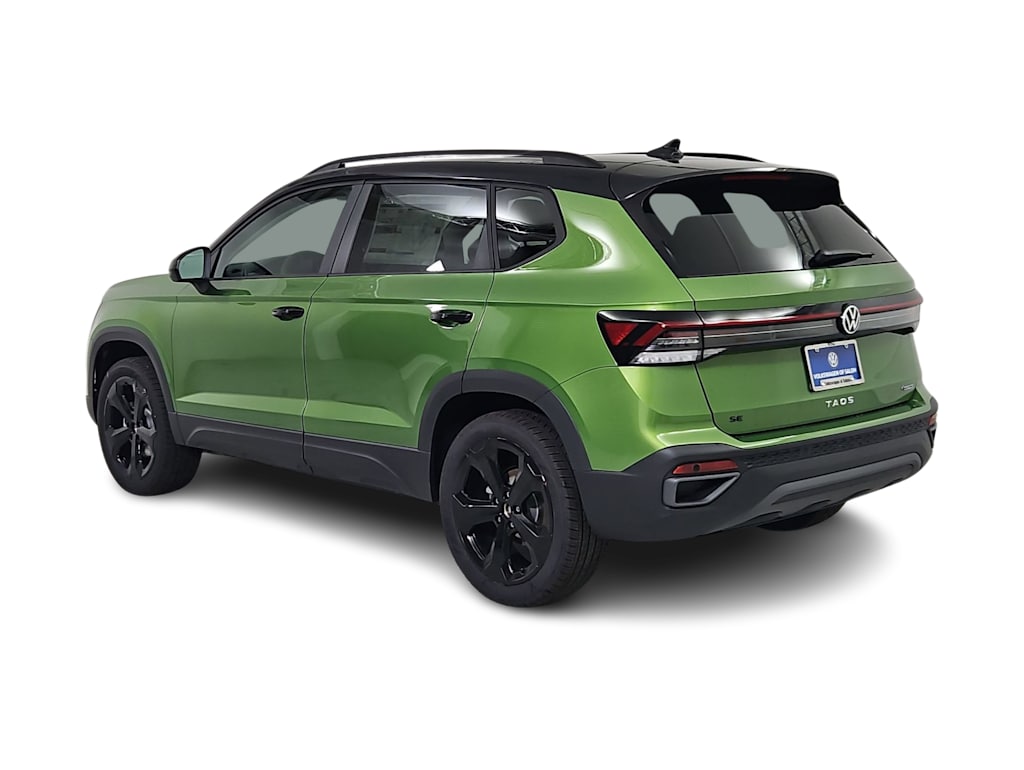 Thumbnail: 2026 Volkswagen Taos - 4