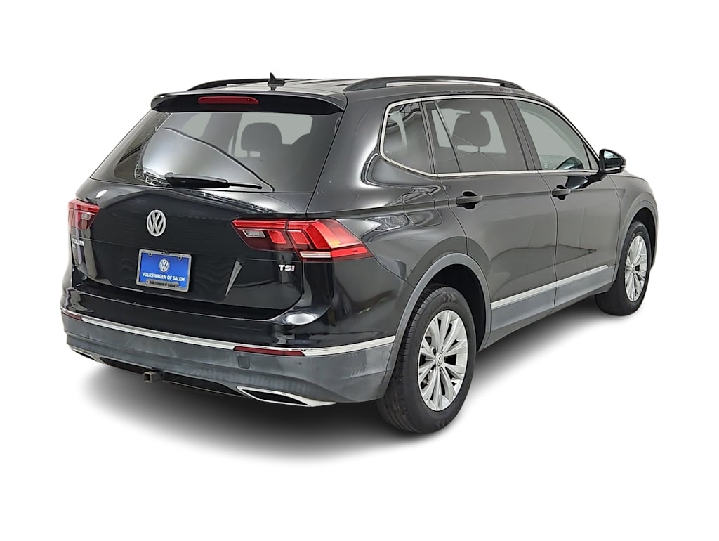 Thumbnail: 2018 Volkswagen Tiguan - 21