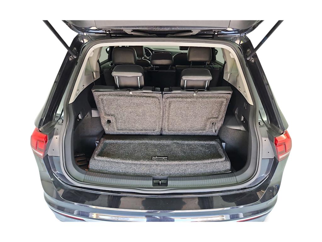 Thumbnail: 2018 Volkswagen Tiguan - 18