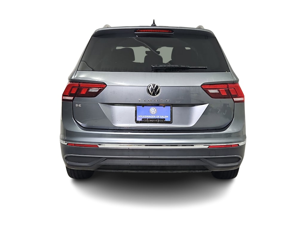 Thumbnail: 2022 Volkswagen Tiguan - 5