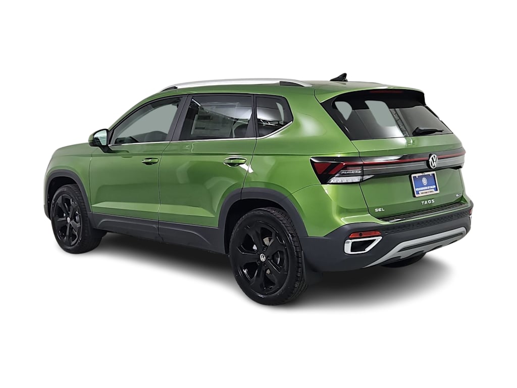 Thumbnail: 2026 Volkswagen Taos - 4
