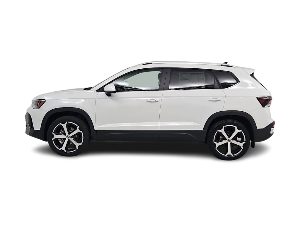Thumbnail: 2026 Volkswagen Taos - 3