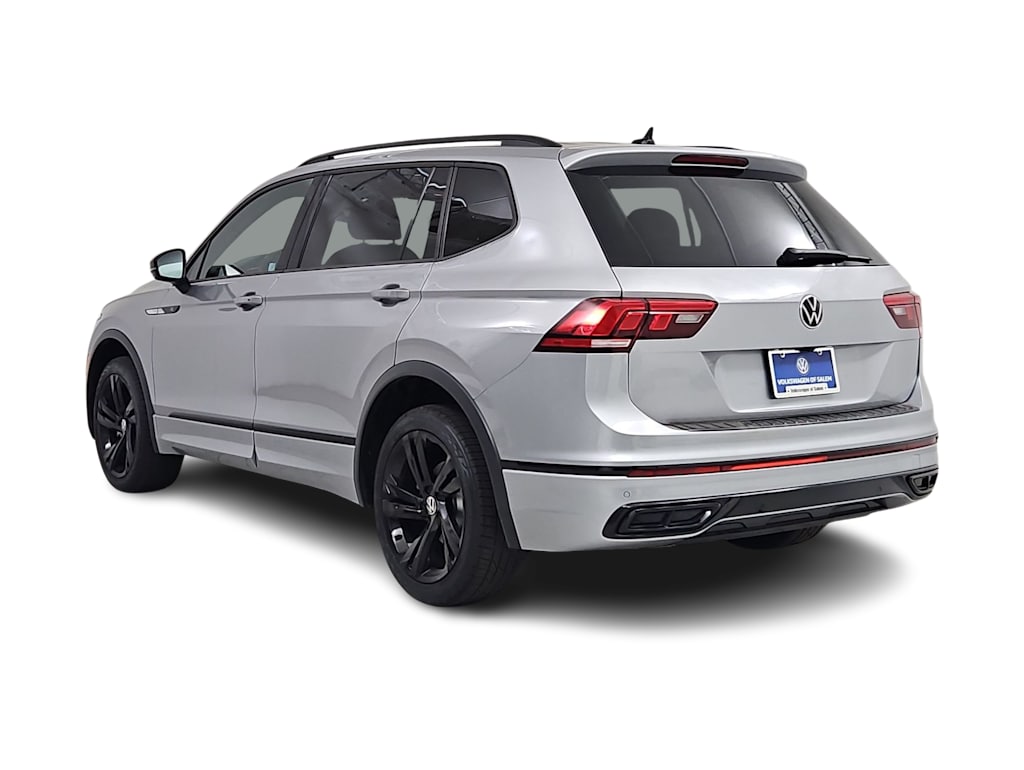 Thumbnail: 2023 Volkswagen Tiguan - 4