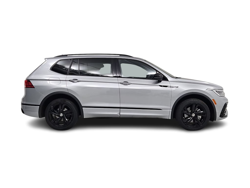Thumbnail: 2023 Volkswagen Tiguan - 22