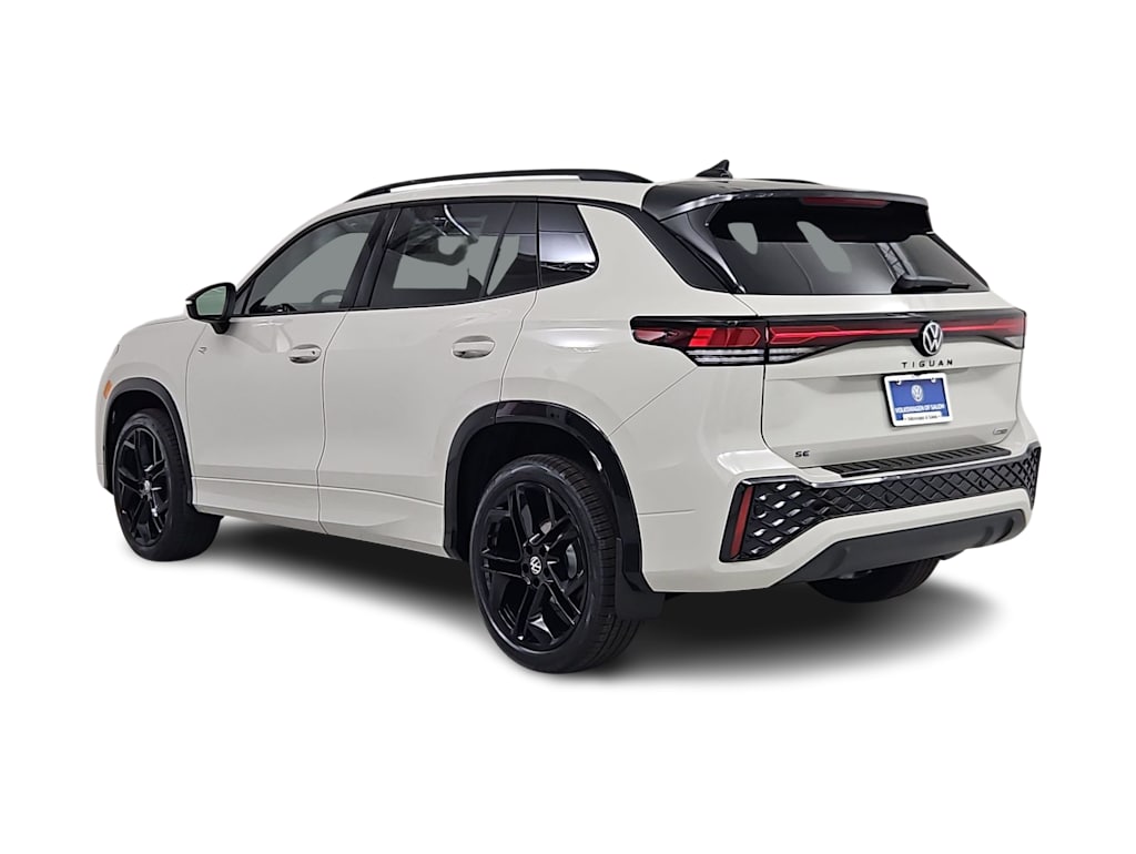 Thumbnail: 2026 Volkswagen Tiguan - 4