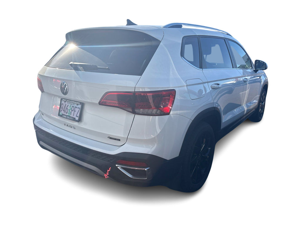 Thumbnail: 2023 Volkswagen Taos - 7