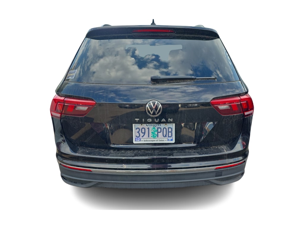 Thumbnail: 2023 Volkswagen Tiguan - 4