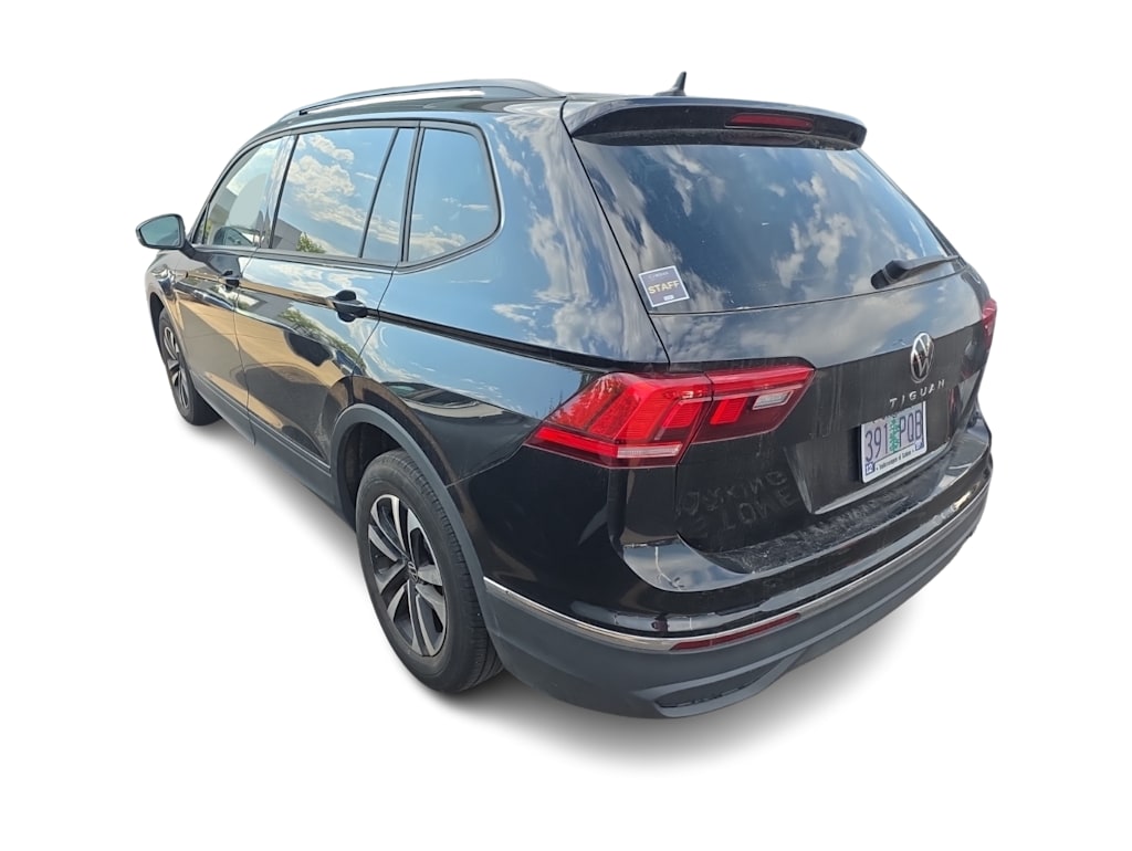 Thumbnail: 2023 Volkswagen Tiguan - 3
