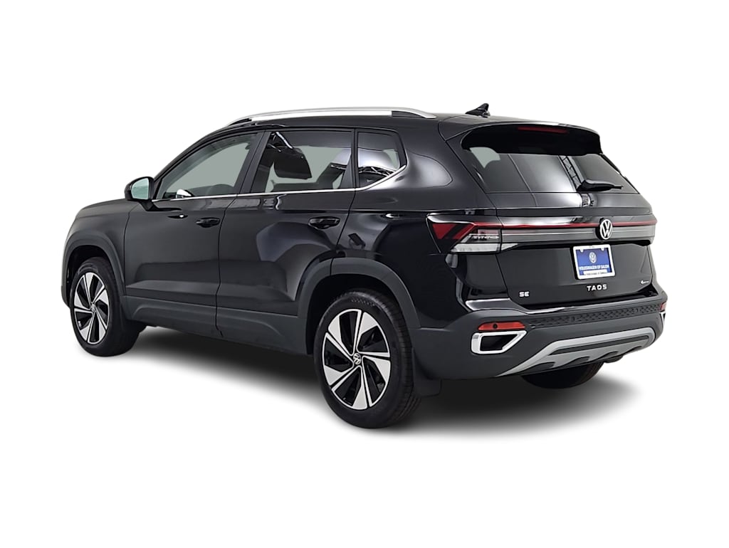Thumbnail: 2026 Volkswagen Taos - 4