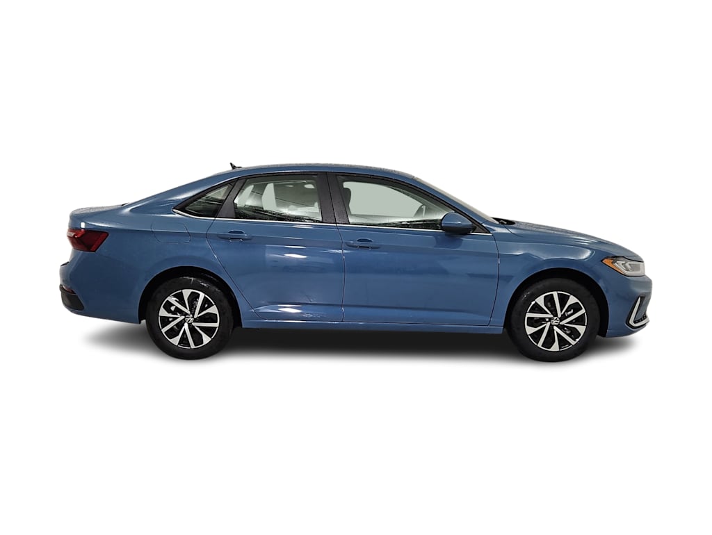Thumbnail: 2025 Volkswagen Jetta - 22