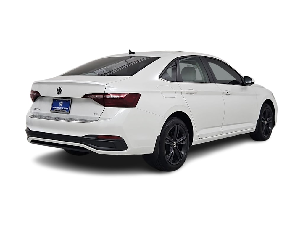 Thumbnail: 2023 Volkswagen Jetta - 21