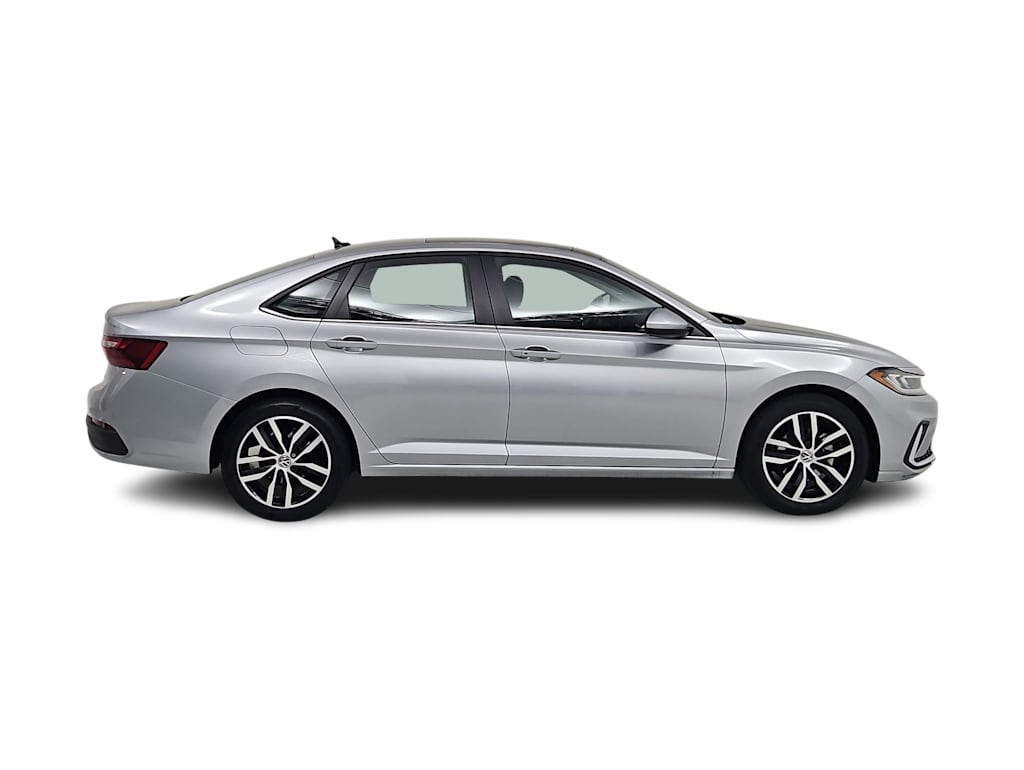 Thumbnail: 2025 Volkswagen Jetta - 21