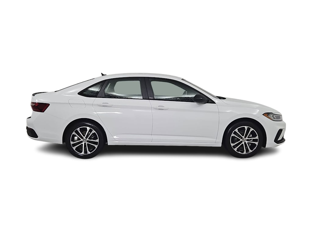Thumbnail: 2026 Volkswagen Jetta - 22