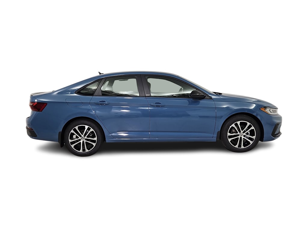 Thumbnail: 2026 Volkswagen Jetta - 22