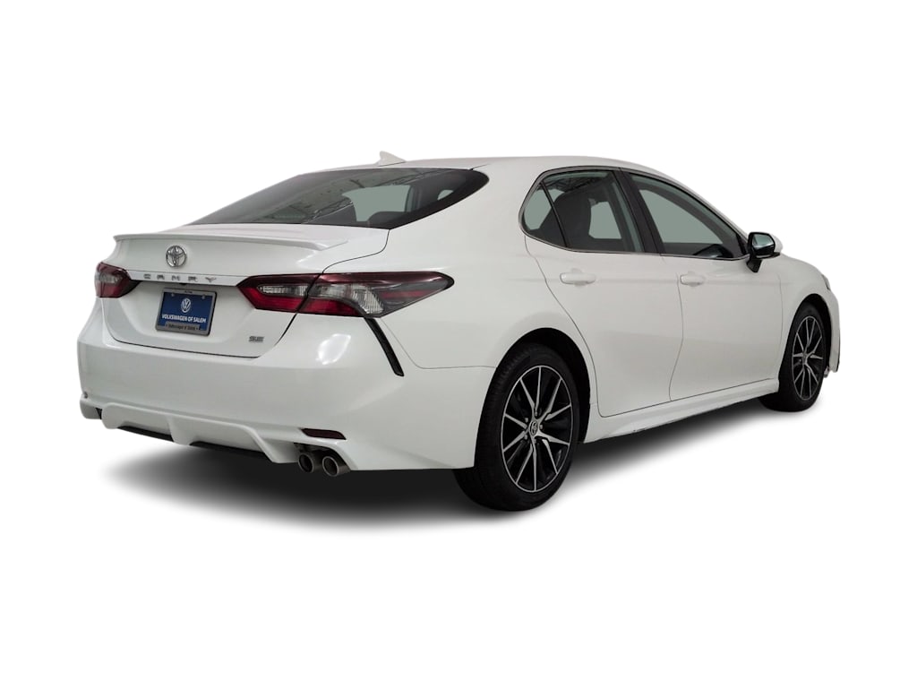 Thumbnail: 2021 Toyota Camry - 21