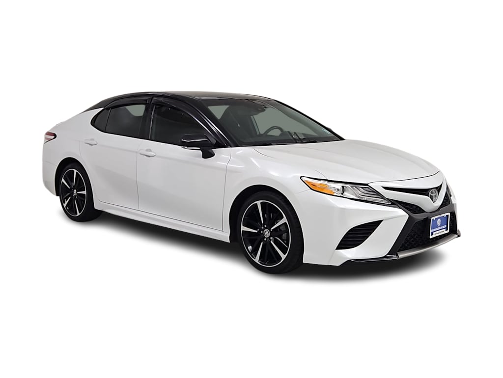 Thumbnail: 2020 Toyota Camry - 22