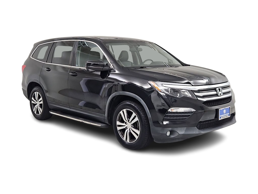 Thumbnail: 2017 Honda Pilot - 24