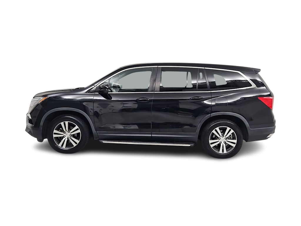 Thumbnail: 2017 Honda Pilot - 3