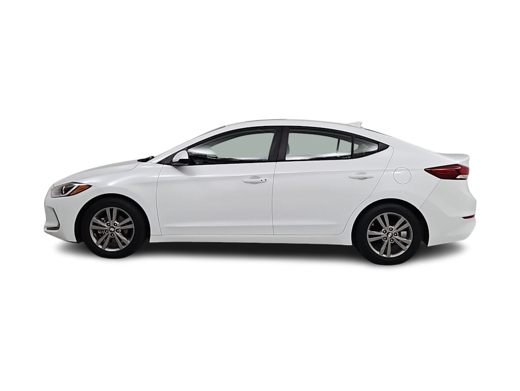 Thumbnail: 2017 Hyundai Elantra - 3