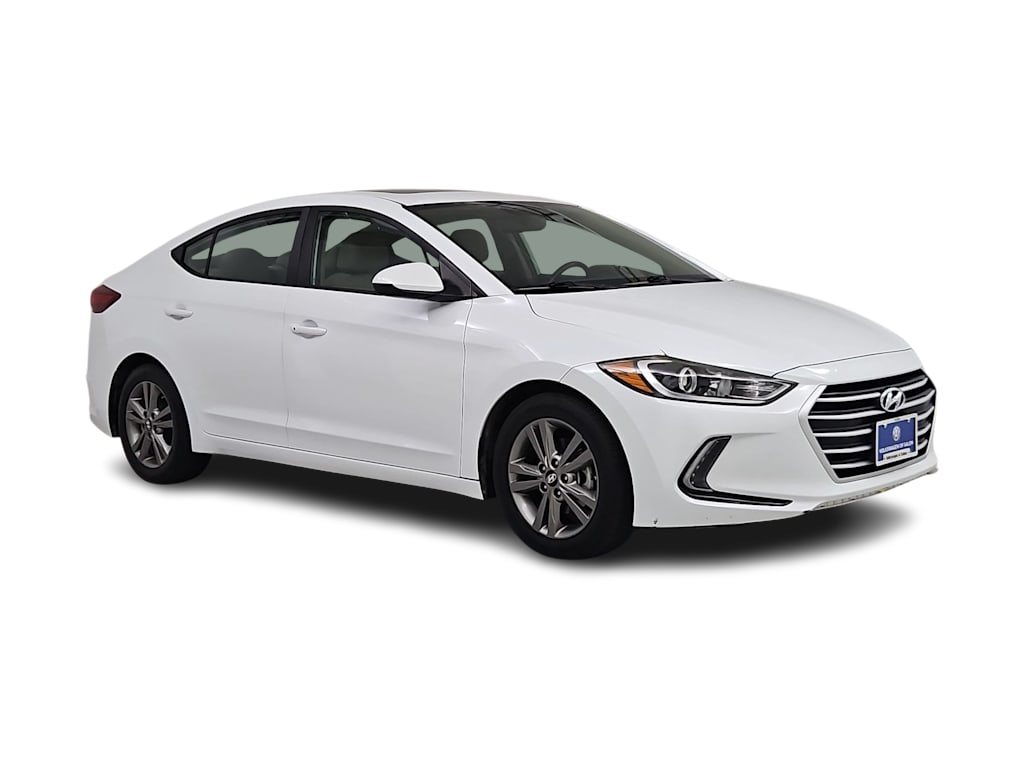 Thumbnail: 2017 Hyundai Elantra - 22