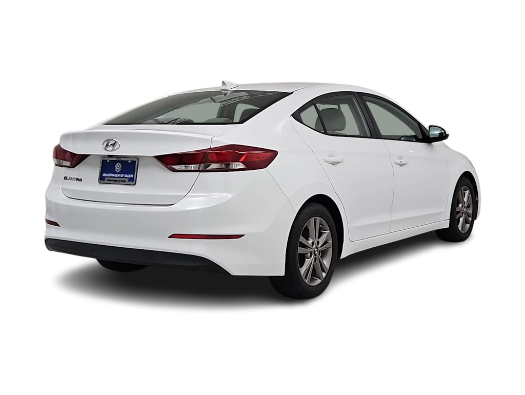 Thumbnail: 2017 Hyundai Elantra - 20
