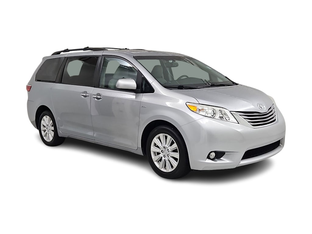Thumbnail: 2017 Toyota Sienna - 23