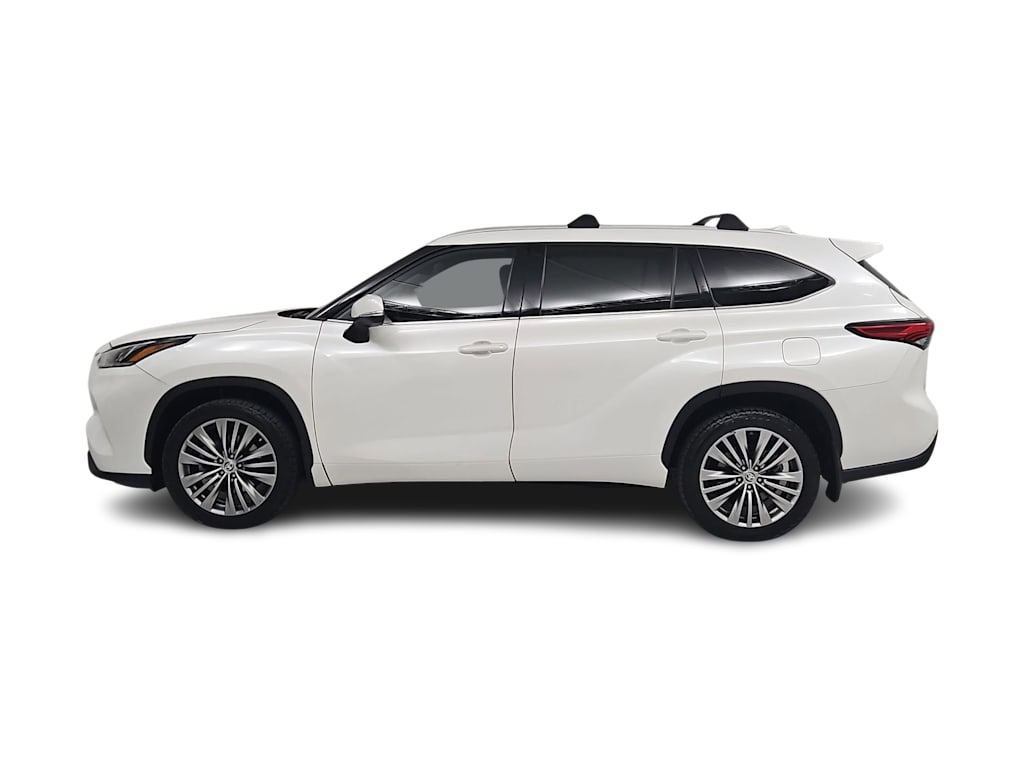 Thumbnail: 2020 Toyota Highlander - 3