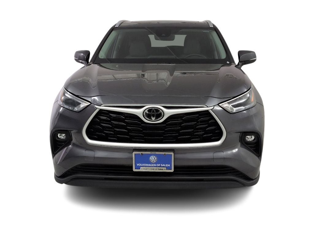 Thumbnail: 2023 Toyota Highlander - 6