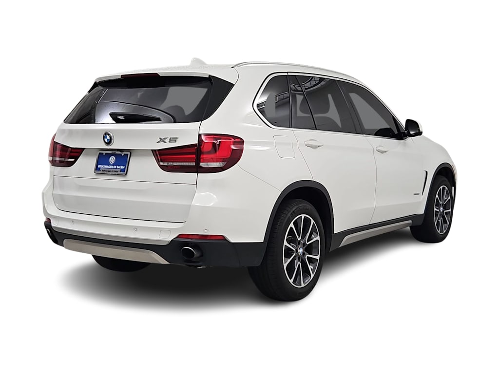 Thumbnail: 2017 BMW X5 - 21