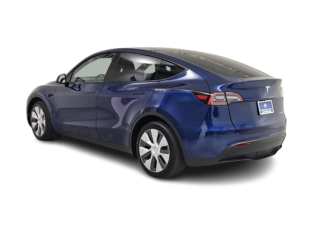 Thumbnail: 2024 Tesla Model Y - 4