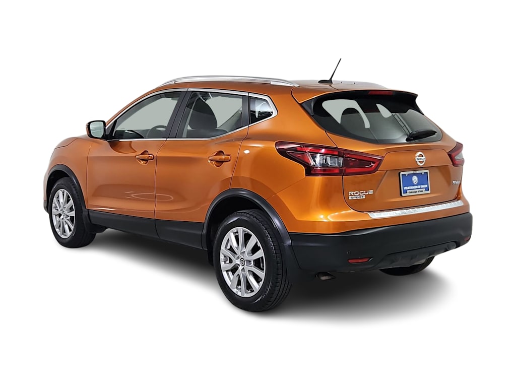 Thumbnail: 2022 Nissan Rogue Sport - 4