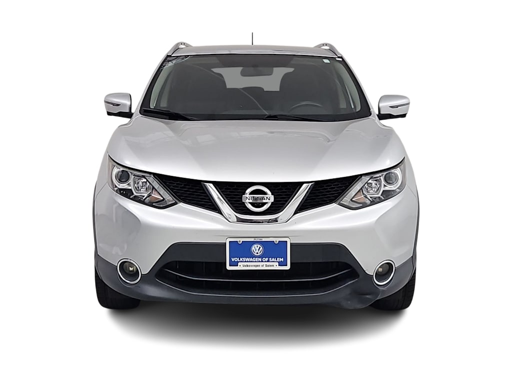Thumbnail: 2017 Nissan Rogue Sport - 6